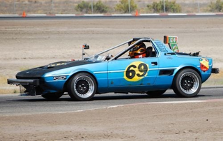 Illustration for article titled The Top 95 Lemons Of The Buttonwillow Histrionics 24 Hours Of LeMons